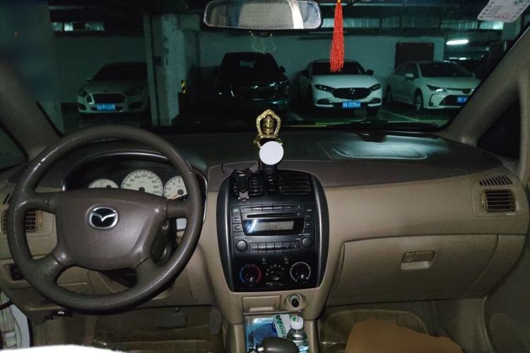 Used Haima Puxima 2007 1.8L Automatic 5-Seater Standard STD5 Center Console