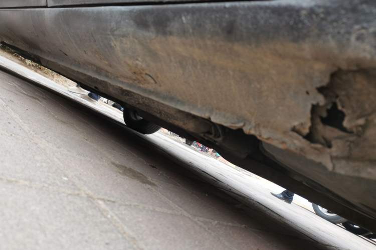 Used Haima Puxima 2010 1.6L Manual 7-Seater Luxury Chassis Rear Left