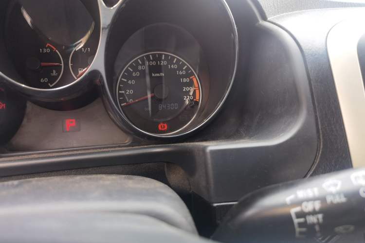 Used Haima Puxima 2010 1.8L Automatic 7-Seater Luxury Odometer Close Up
