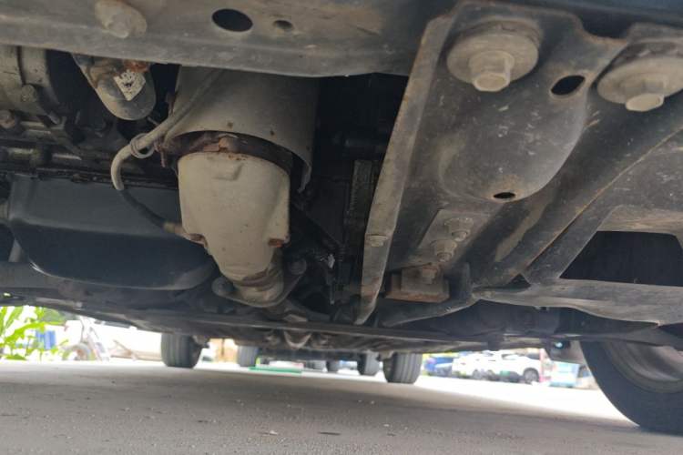Used Haima Puxima 2010 1.6L Manual 5-Seater Comfort Trim Chassis Front