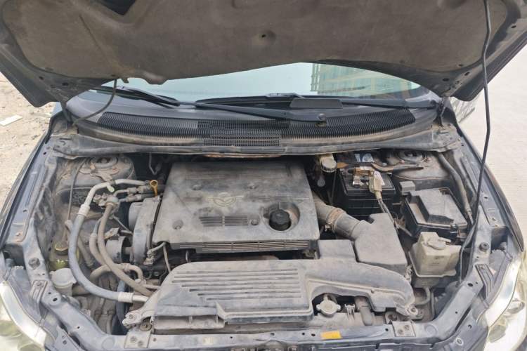 Used Haima Puxima 2010 1.6L Manual 5-Seater Comfort Trim Engine Bay
