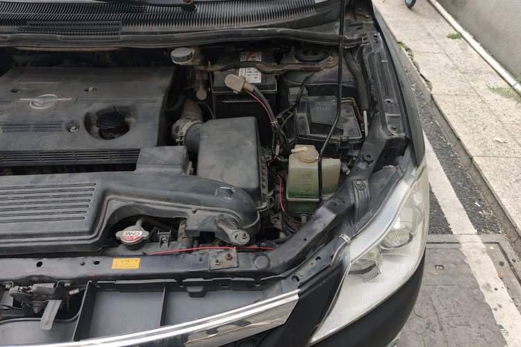 Used Haima Puxima 2010 1.6L Manual 7-Seater Luxury Engine Bay Left