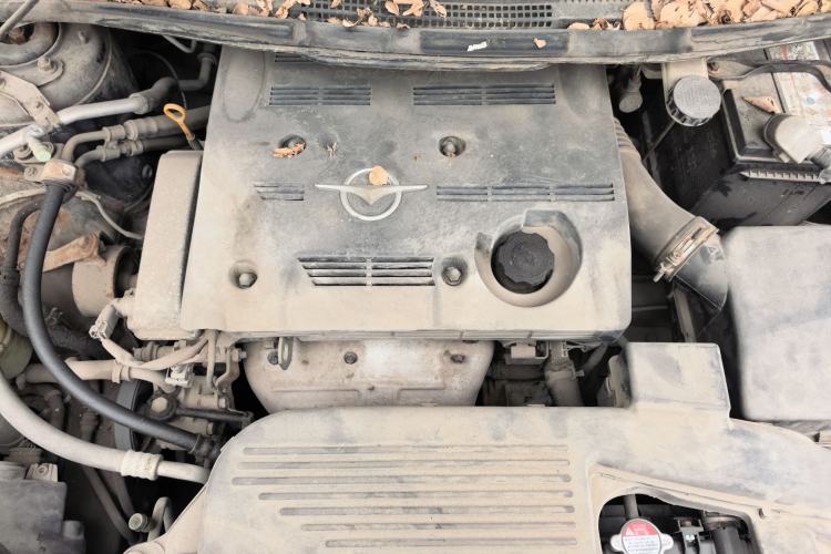 Used Haima Puxima 2010 1.8L Automatic 7-Seater Luxury Engine Bay