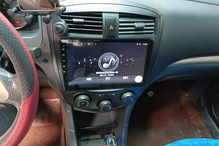 Used Haima Puxima 2010 1.8L Automatic 5-Seater Comfort Trim Audio And AC Panel