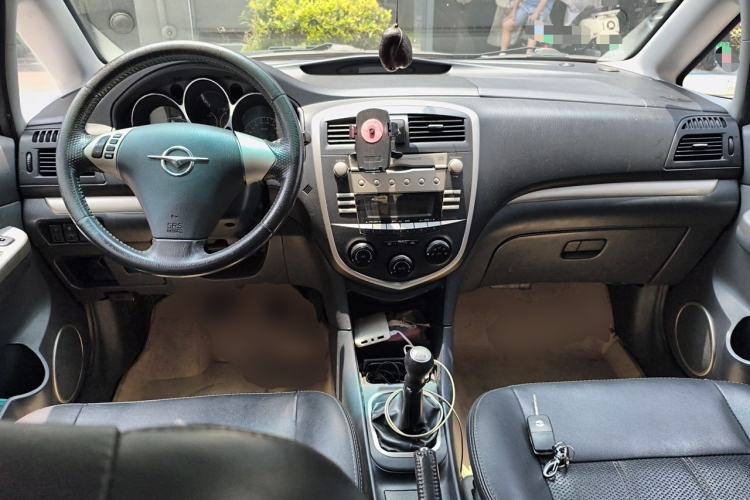 Used Haima Puxima 2010 1.6L Manual 5-Seater Luxury Center Console