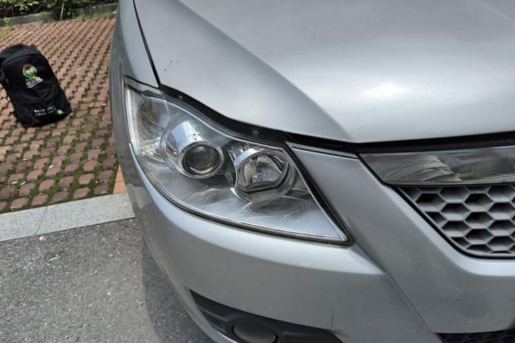 Used Haima Puxima 2010 1.6L Manual 5-Seater Luxury Right Front Headlight