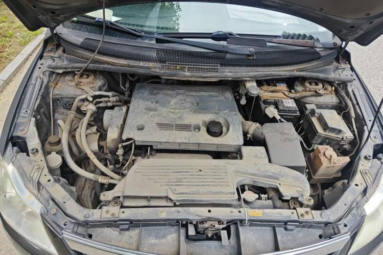 Used Haima Puxima 2012 1.6L Manual 7-Seater Adventure Edition Engine Bay
