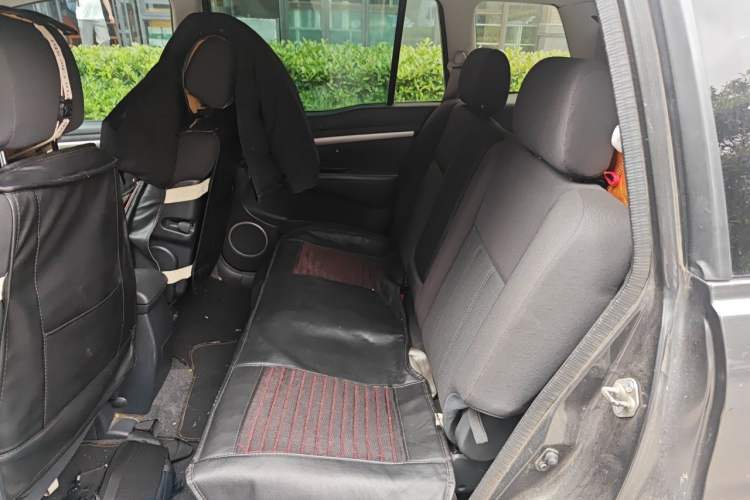 Used Haima Puxima 2012 1.6L Manual 7-Seater Adventure Edition Left Rear Seat