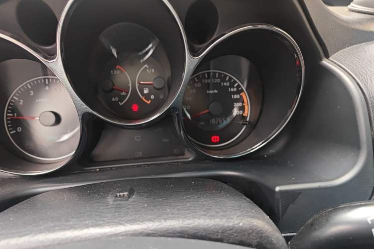Used Haima Puxima 2012 1.6L Manual 7-Seater Adventure Edition Odometer Close Up