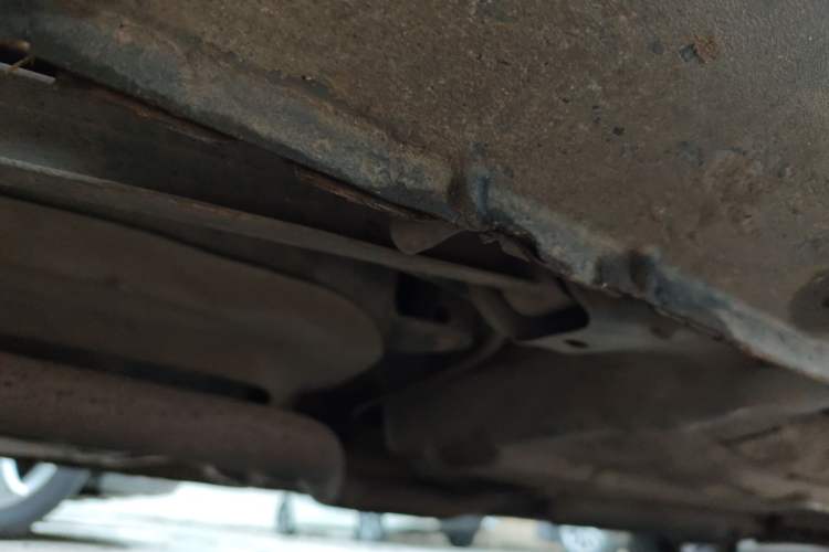 Used Haima Puxima 2012 1.8L Manual 7-Seater Creative Edition Chassis Rear Right