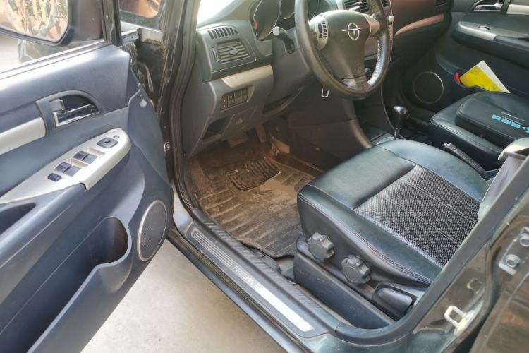 Used Haima Puxima 2012 1.8L Automatic 7-Seater Deluxe Edition Driver Seat