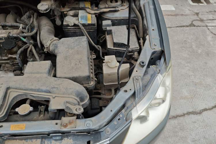 Used Haima Puxima 2012 1.8L Manual 7-Seater Creative Edition Engine Bay Left