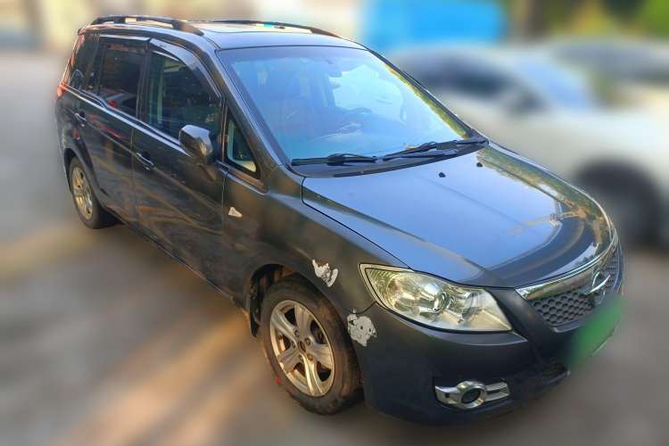 Used Haima Puxima 2012 1.8L Automatic 7-Seater Deluxe Edition Front Right 45 Deg