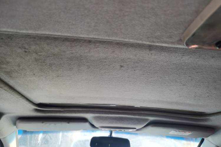 Used Haima Puxima 2012 1.8L Automatic 7-Seater Deluxe Edition Headliner