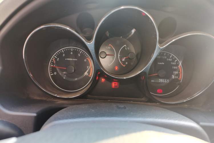 Used Haima Puxima 2012 1.8L Automatic 7-Seater Deluxe Edition Instrument Cluster
