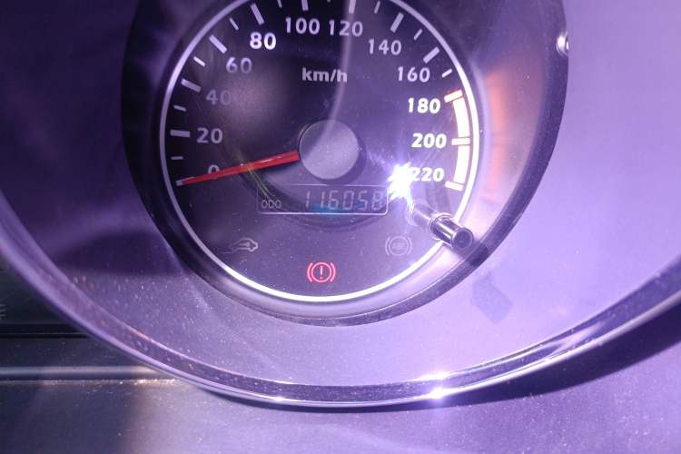 Used Haima Puxima 2012 1.8L Automatic 7-Seater Deluxe Edition Odometer Close Up