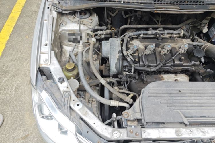 Used Haima Puxima 2012 1.6L Manual 7-Seater Creative Edition Engine Bay Right