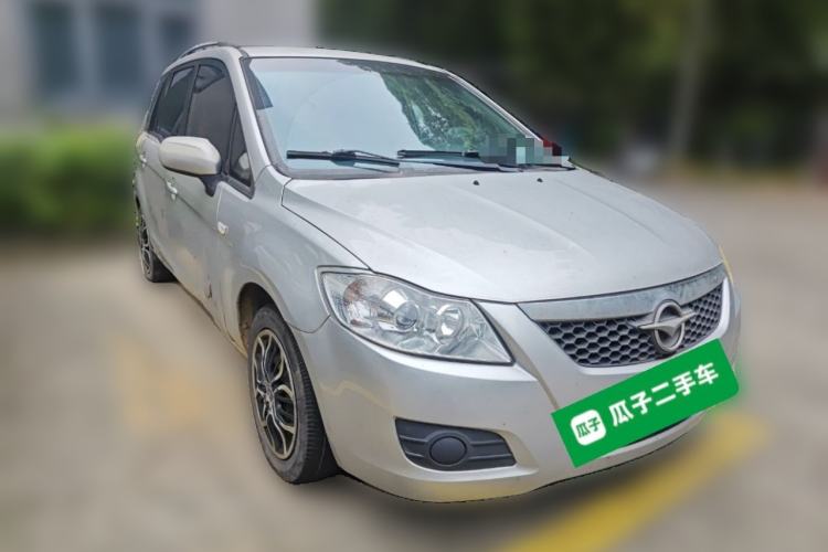 Used Haima Puxima 2012 1.6L Manual 7-Seater Creative Edition Front Right 45 Deg
