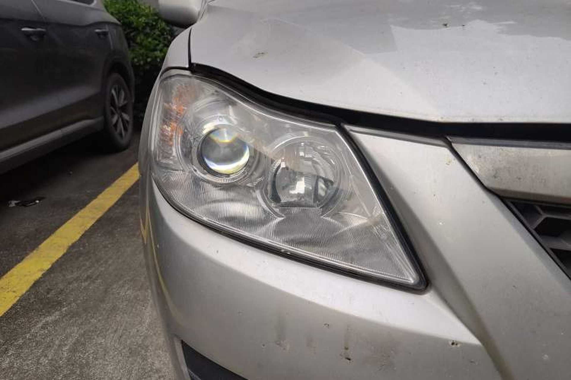 Used Haima Puxima 2012 1.6L Manual 7-Seater Creative Edition Right Front Headlight