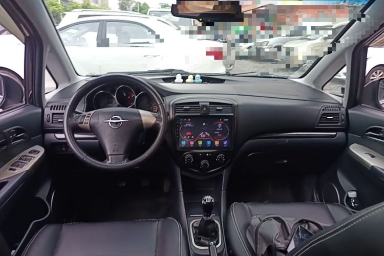 Used Haima Puxima 2012 1.6L Manual 7-Seater Adventure Edition Center Console