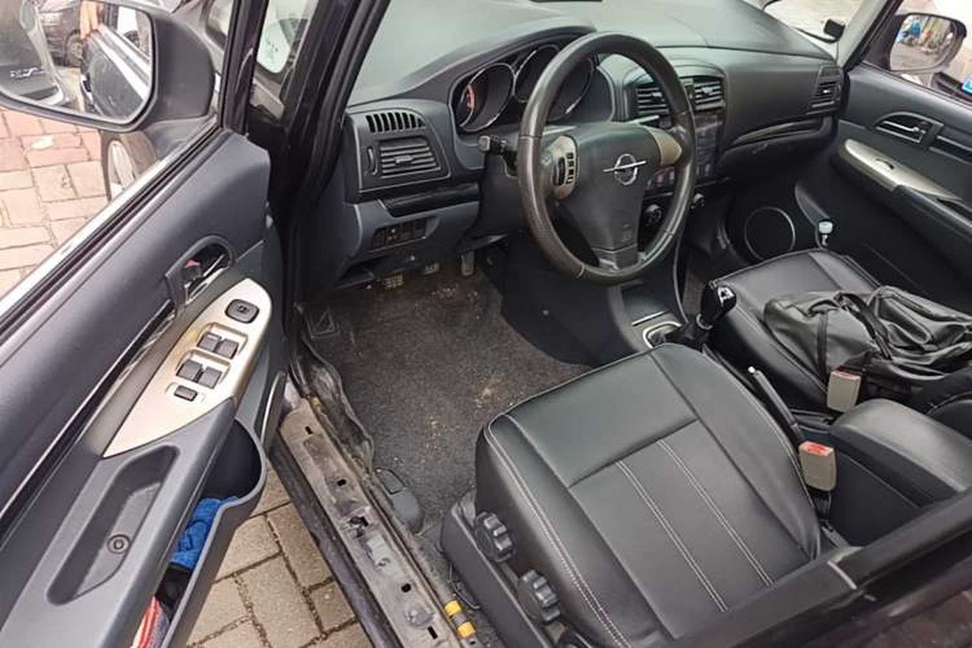 Used Haima Puxima 2012 1.6L Manual 7-Seater Adventure Edition Driver Seat