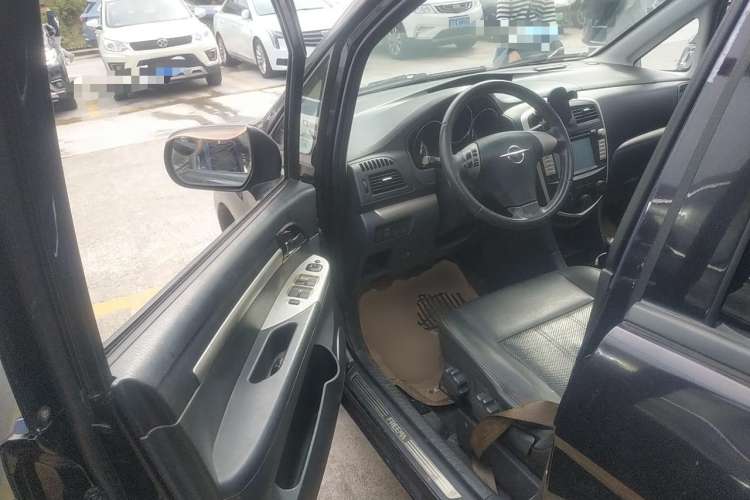 Used Haima Puxima 2012 1.8L Automatic 7-Seater Deluxe Edition Driver Seat
