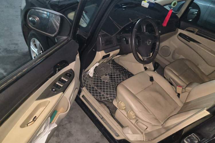 Used Haima Puxima 2012 1.8L Automatic 7-Seater Deluxe Edition Driver Seat