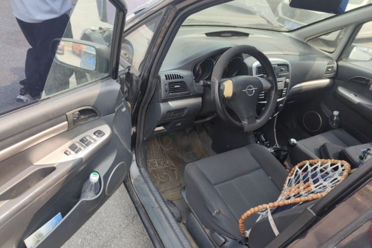 Used Haima Puxima 2012 1.8L Manual 7-Seater Creative Edition Driver Seat