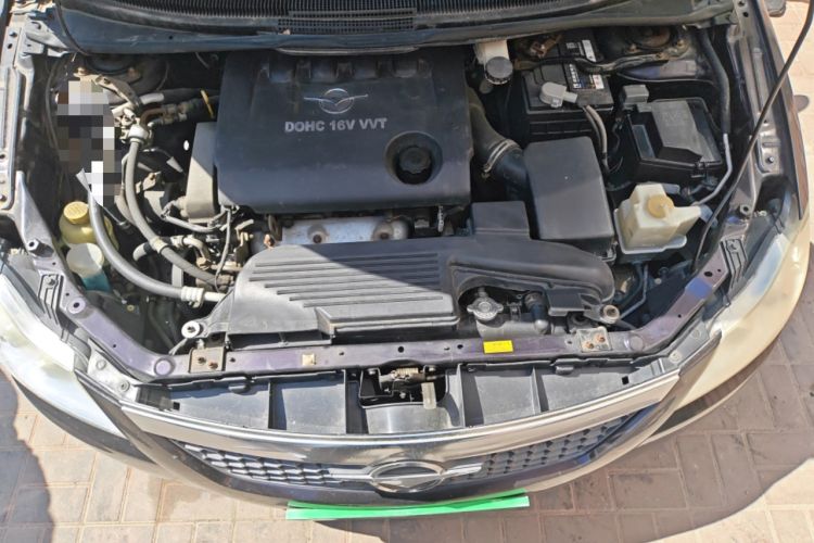 Used Haima Puxima 2012 1.8L Manual 7-Seater Creative Edition Engine Bay