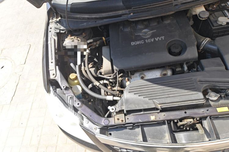 Used Haima Puxima 2012 1.8L Manual 7-Seater Creative Edition Engine Bay Right