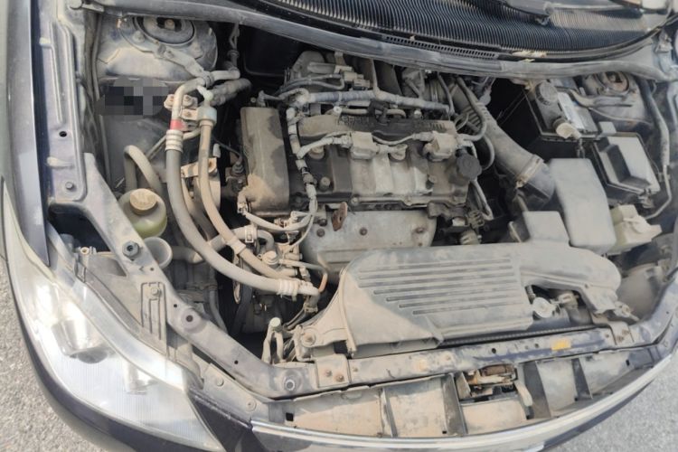 Used Haima Puxima 2012 1.8L Manual 7-Seater Creative Edition Engine Bay Right