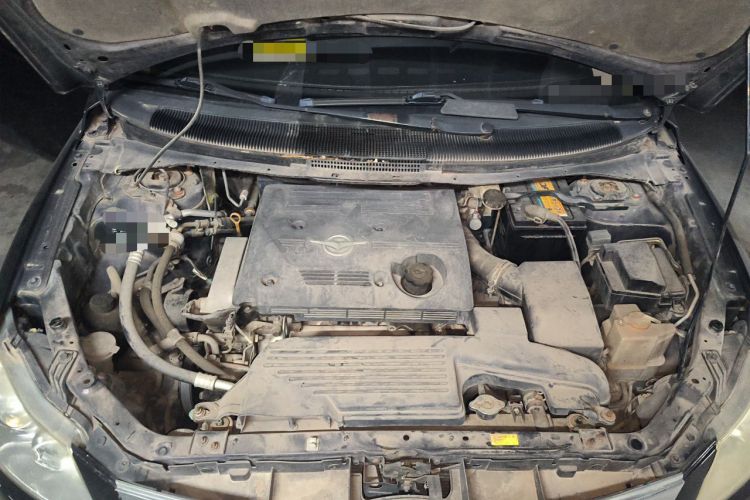 Used Haima Puxima 2012 1.8L Automatic 7-Seater Deluxe Edition Engine Bay