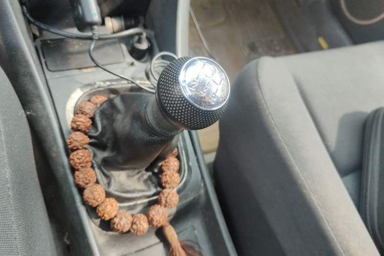 Used Haima Puxima 2012 1.8L Manual 7-Seater Creative Edition Gear Lever