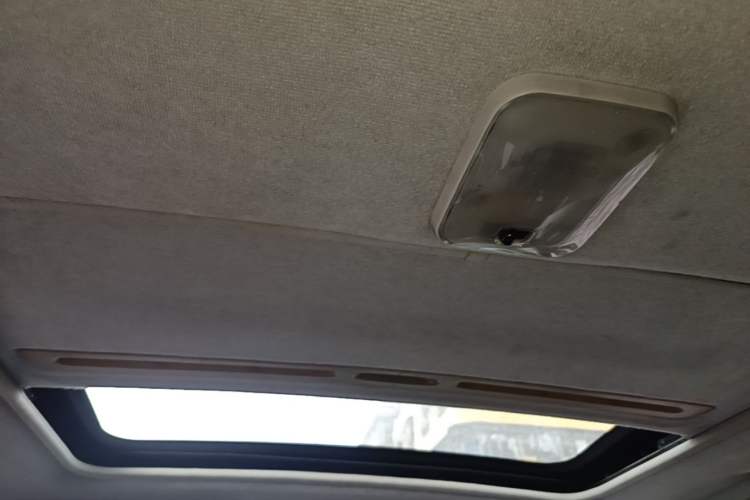 Used Haima Puxima 2012 1.6L Manual 7-Seater Adventure Edition Headliner