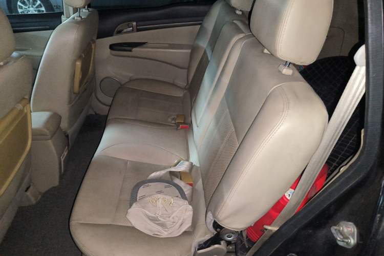 Used Haima Puxima 2012 1.8L Automatic 7-Seater Deluxe Edition Left Rear Seat