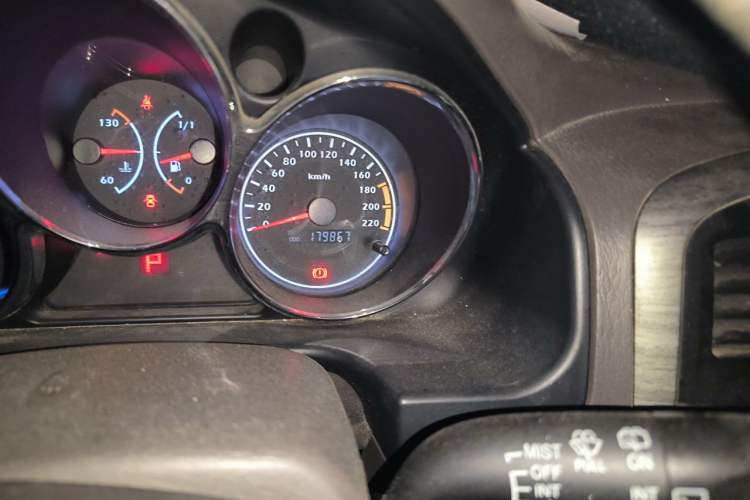 Used Haima Puxima 2012 1.8L Automatic 7-Seater Deluxe Edition Odometer Close Up
