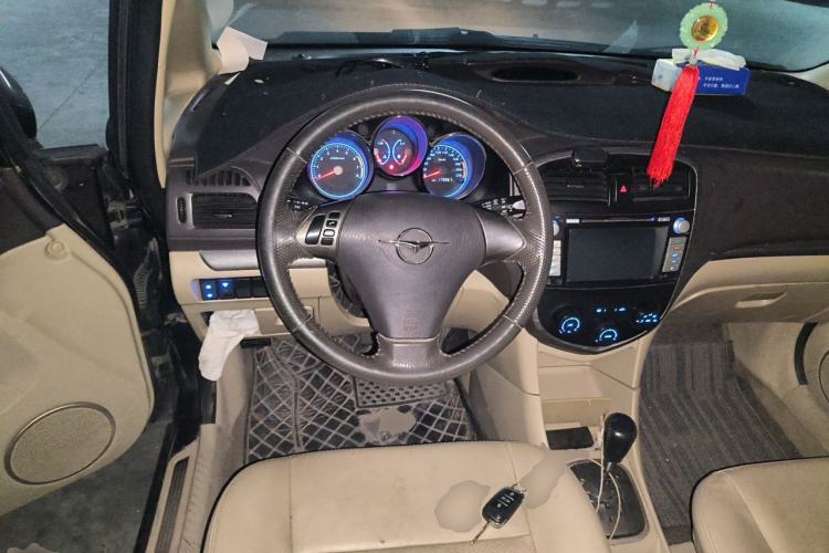 Used Haima Puxima 2012 1.8L Automatic 7-Seater Deluxe Edition Steering Wheel
