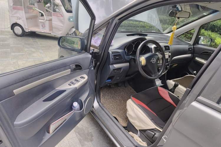 Used Haima Puxima 2012 1.8L Manual 7-Seater Creative Edition Driver Seat