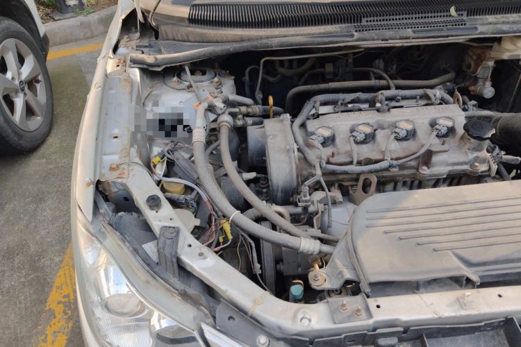 Used Haima Puxima 2012 1.6L Manual 7-Seater Creative Edition Engine Bay Right