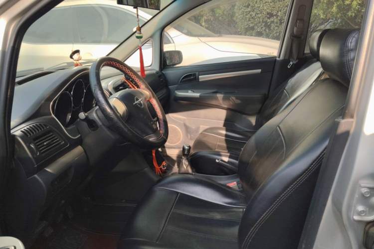 Used Haima Puxima 2012 1.6L Manual 7-Seater Creative Edition Left Front Seat