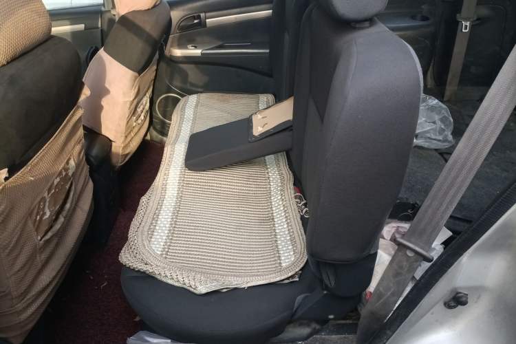 Used Haima Puxima 2012 1.8L Manual 7-Seater Creative Edition Left Rear Seat