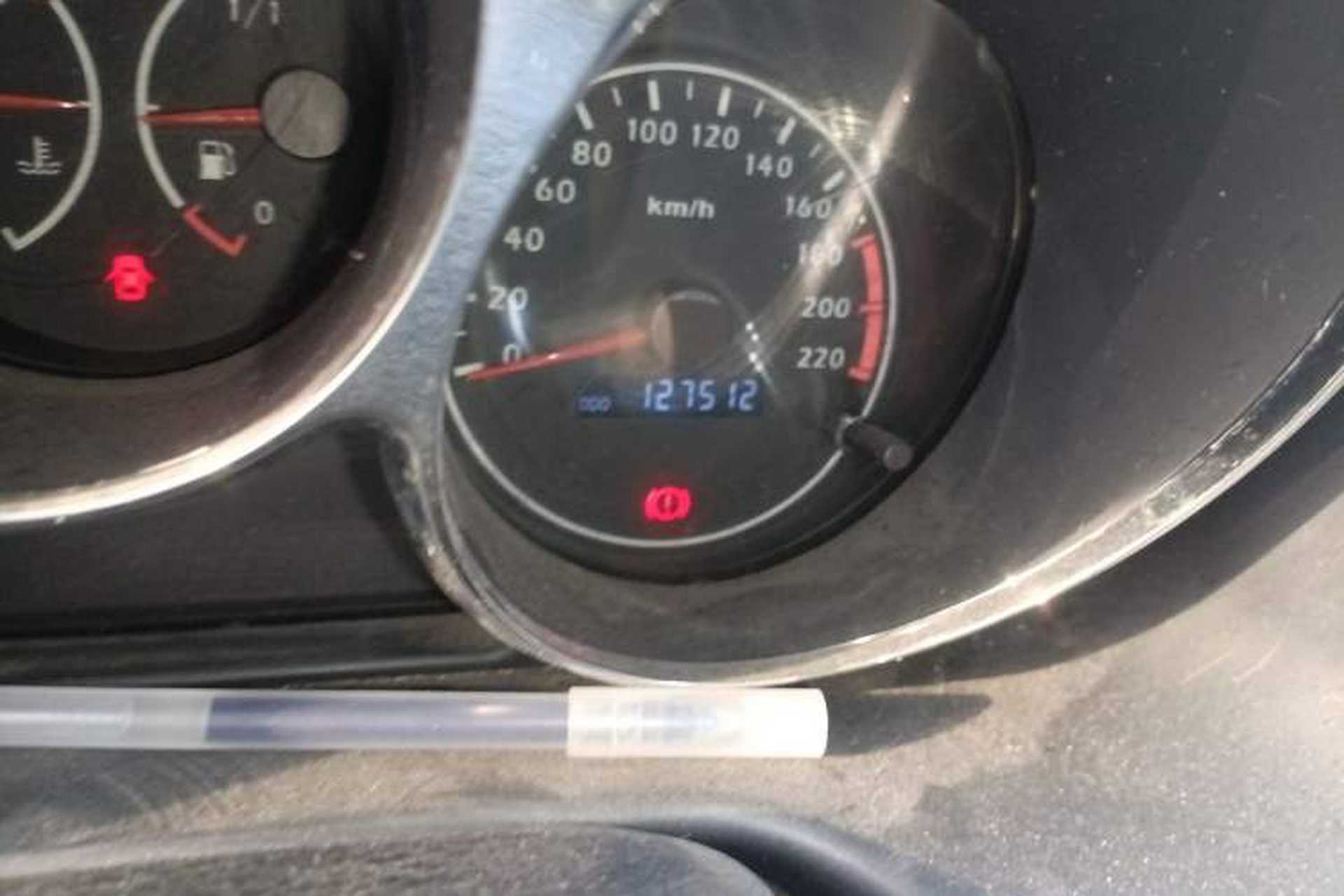 Used Haima Puxima 2012 1.8L Manual 7-Seater Creative Edition Odometer Close Up