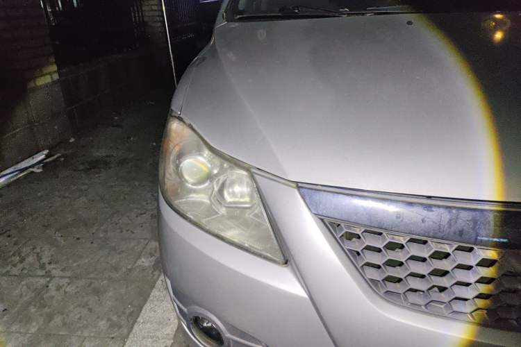 Used Haima Puxima 2012 1.8L Manual 7-Seater Creative Edition Right Front Headlight