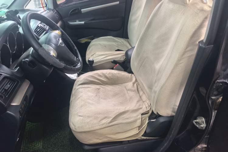 Used Haima Puxima 2012 1.8L Manual 7-Seater Creative Edition Left Front Seat