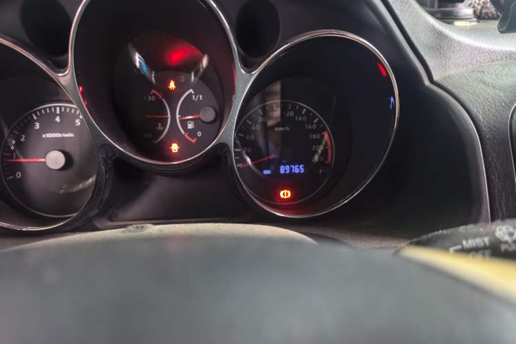 Used Haima Puxima 2012 1.8L Manual 7-Seater Creative Edition Odometer Close Up