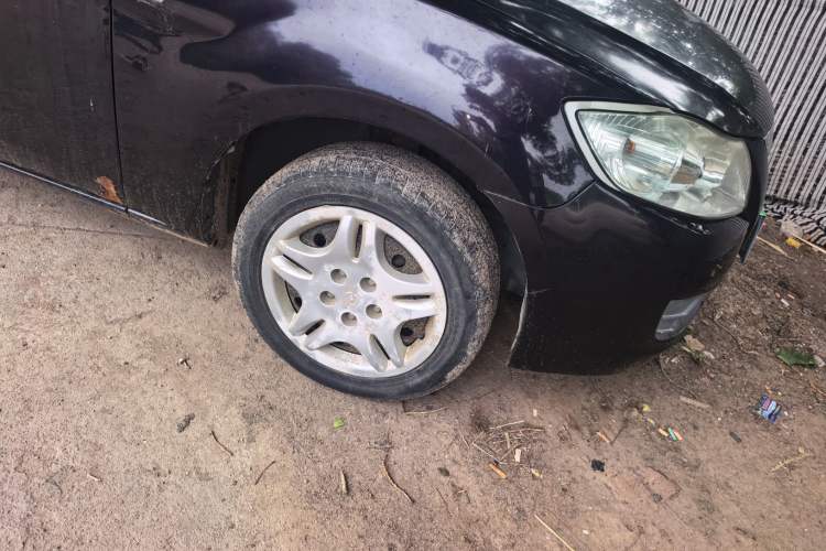 Used Haima Puxima 2012 1.8L Manual 7-Seater Creative Edition Right Front Wheel Hub