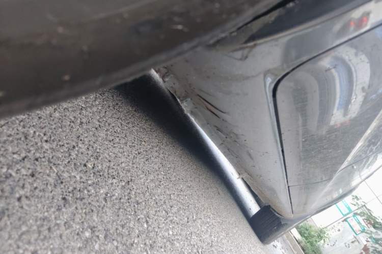 Used Haima Puxima 2013 1.6L Manual 7-Seater Adventure Edition Chassis Rear Right