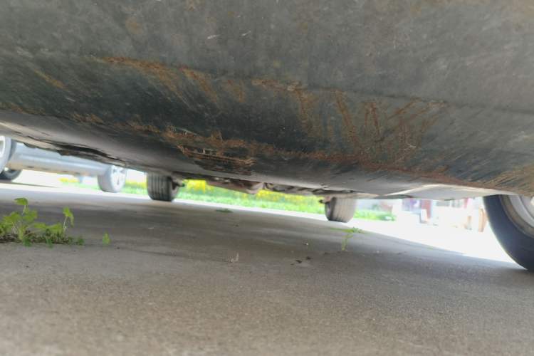 Used Haima Puxima 2013 1.8L Automatic 7-Seater Deluxe Edition Chassis Front