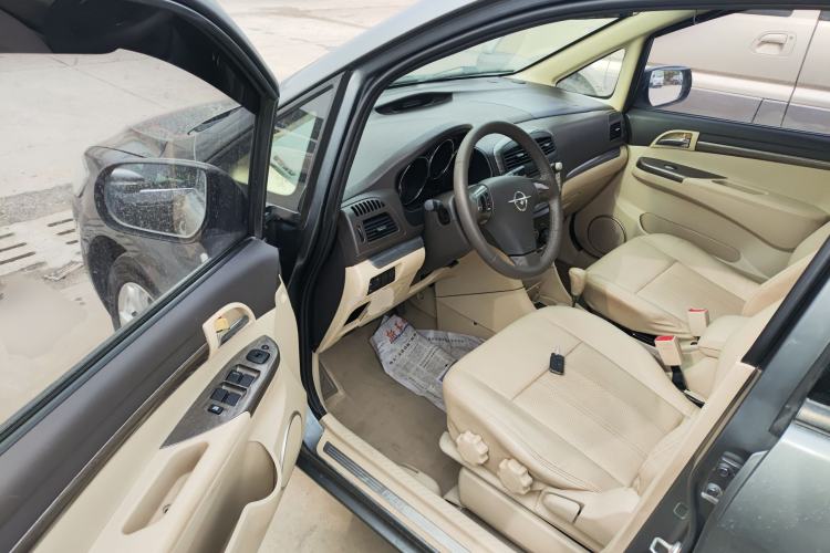 Used Haima Puxima 2013 1.8L Automatic 7-Seater Deluxe Edition Driver Seat