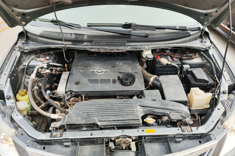 Used Haima Puxima 2013 1.8L Automatic 7-Seater Deluxe Edition Engine Bay